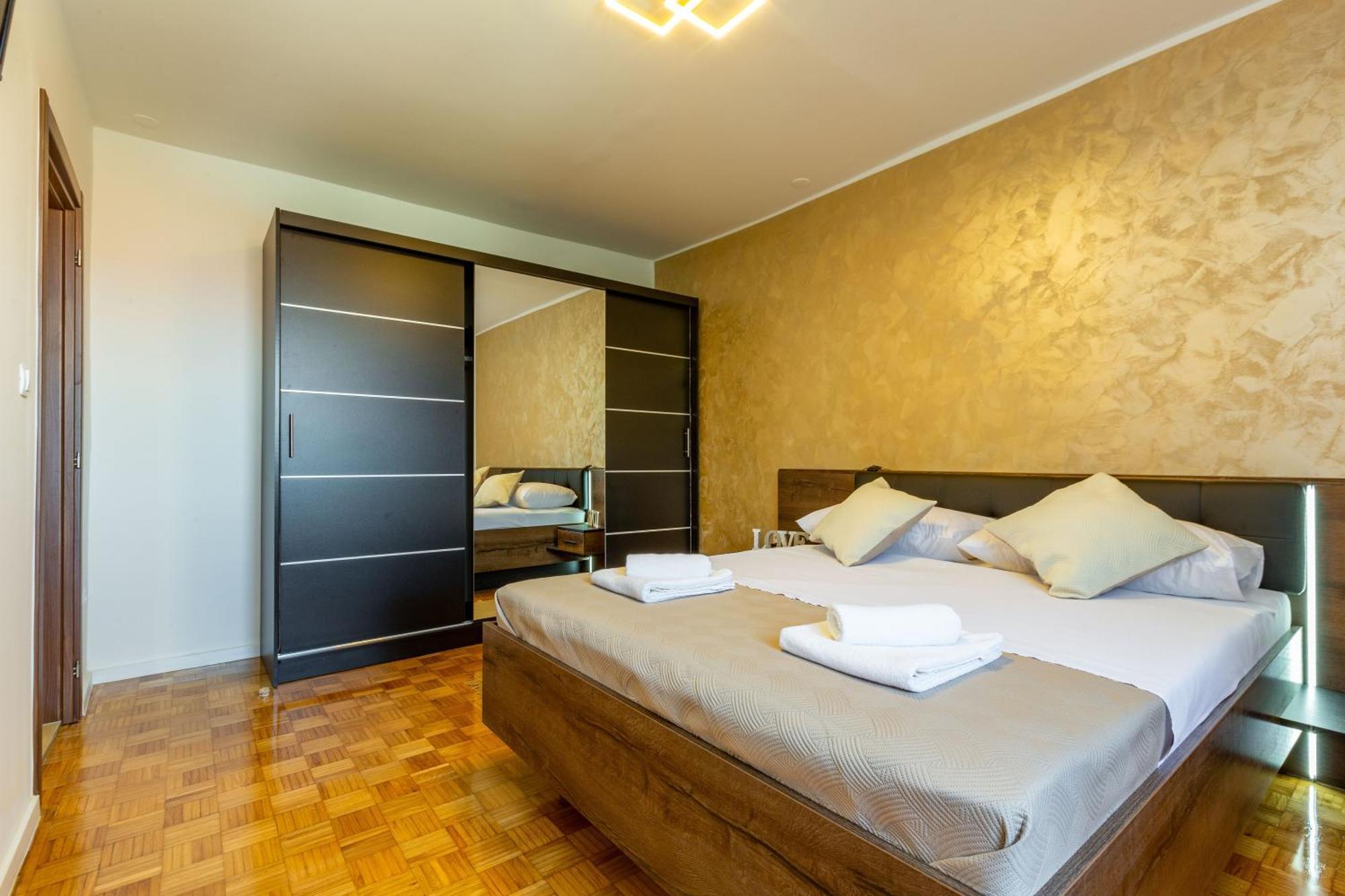 Apolon 2Bdr Apartment With Balcony Zadar Exteriér fotografie